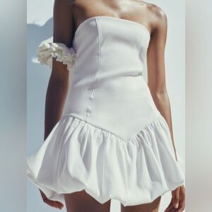 Zara White Strapless bubble dress